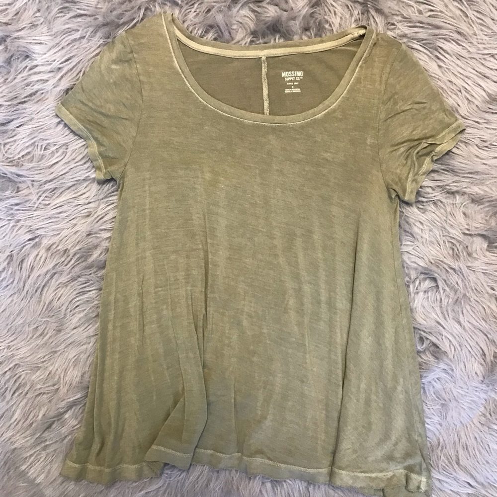 Army green flowy top